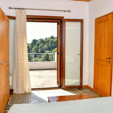 Forest View House Villa